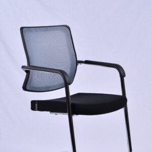 Ofis kreslosu Quadro müsafir