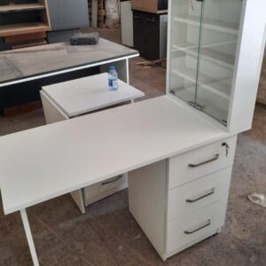 Salon mebelleri – Manikür masası 066